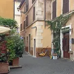 Casina Tiberina * روما